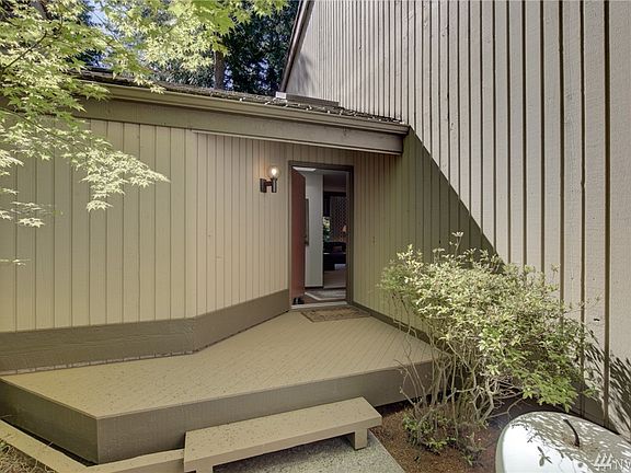 2nd image of 2414 Sahalee Dr W