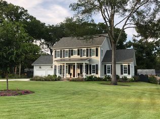 610 Bootlegger Ln, Charleston, SC 29412