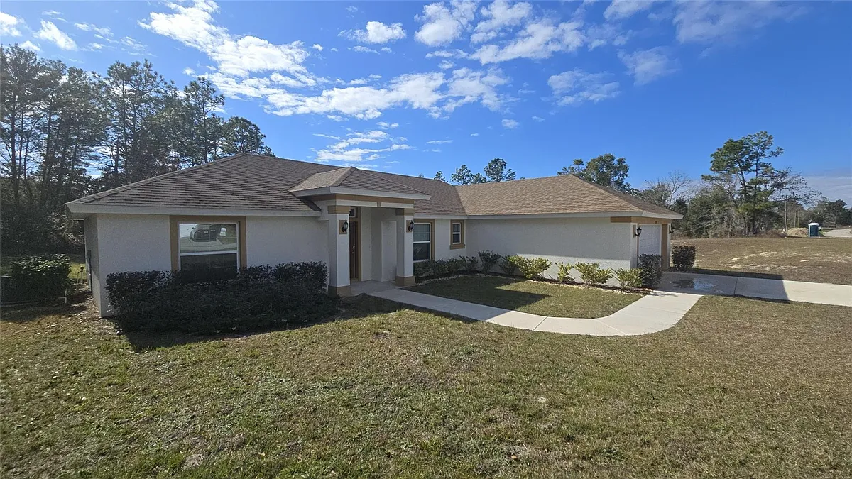 Building Photo - 8398 SW 138th Pl