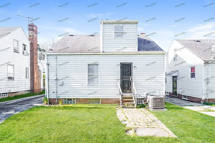 16209 Glendale Ave — Photo 14