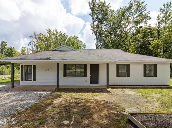 177 Dockery Dr, Byhalia, MS 38611