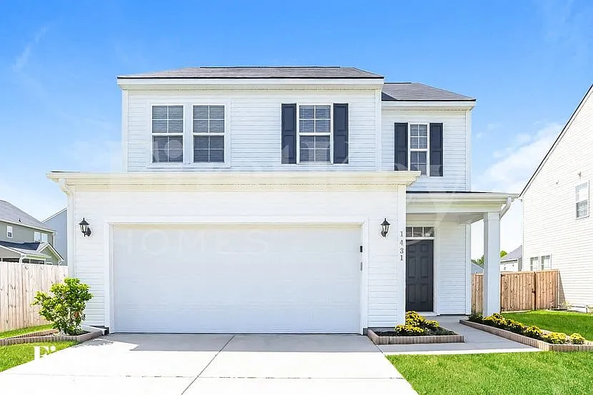 1431 Hermitage Ln