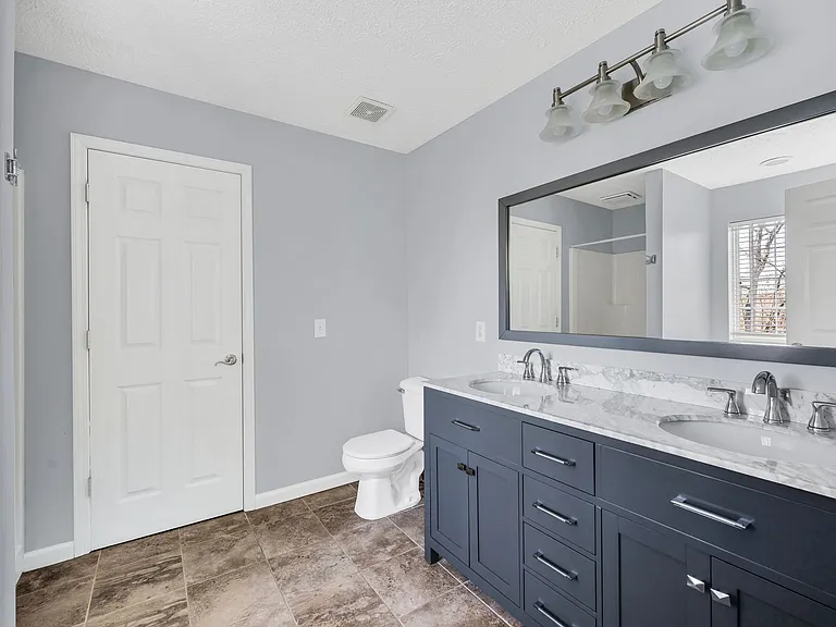 121 Deer Ridge Ln — Photo 37