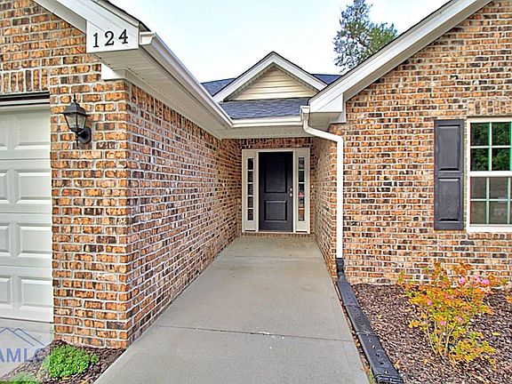 2nd image of 124 Cooper St