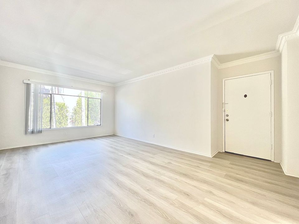 1st image of 501 S Harvard Blvd APT 10