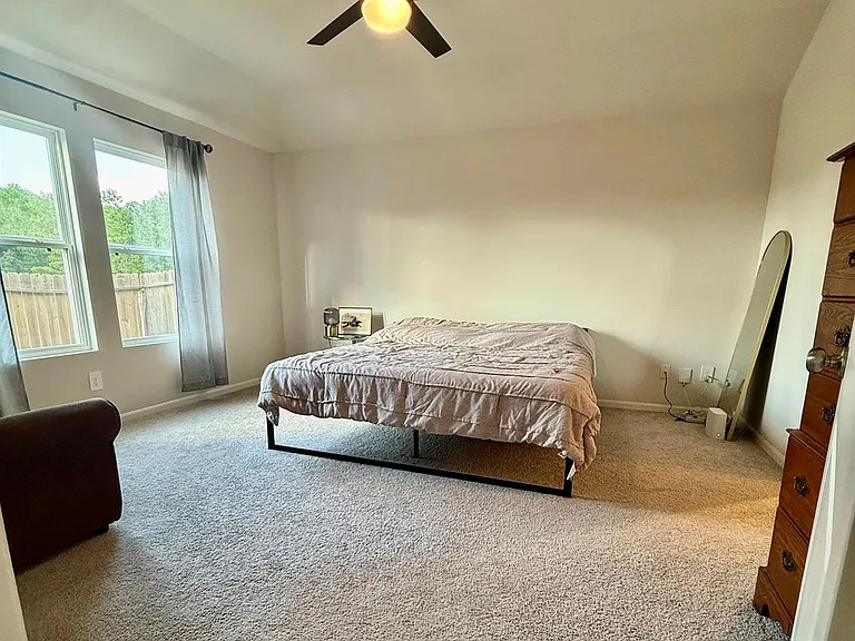 302 Del Monte Dr — Photo 8