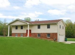 9095 Talladay Rd, Willis, MI 48191