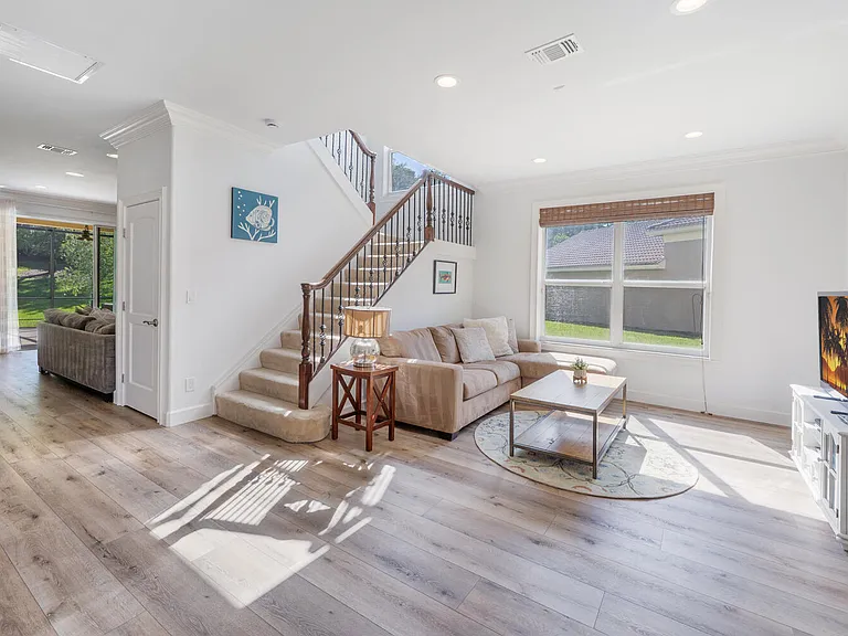 1262 Barrigona Ct — Photo 14