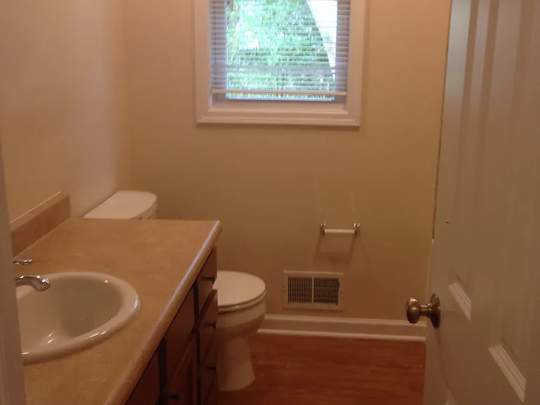 31 Morrison Ave — Photo 10