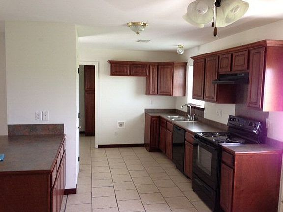 3rd image of 376 David Dr