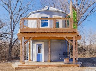 8705 E 99th St, Kansas City, MO 64134