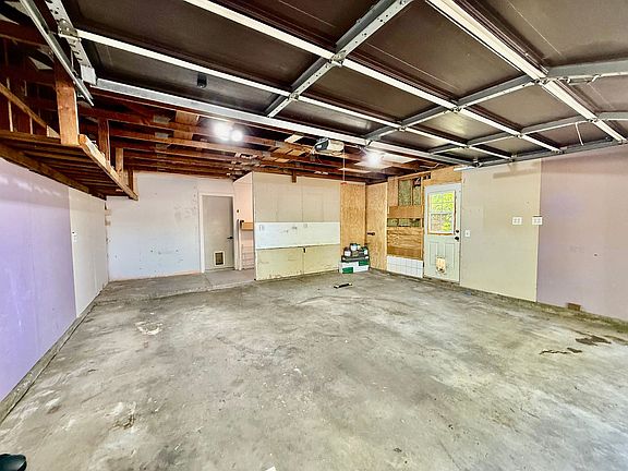4th image of 7045 Saint Luz Ct