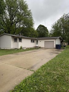 1223 South Grant Avenue, Janesville, WI, 53546