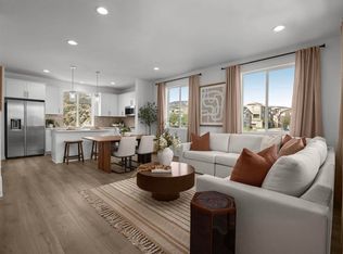 7504 Expedition Way, Santee, CA 92071