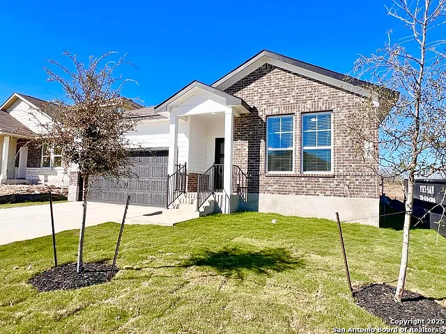 4 bed, 3.0 bath, 1917 sqft, $2,095 — Photo 3