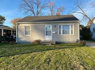 805 E Cavanaugh Rd, Lansing, MI 48910