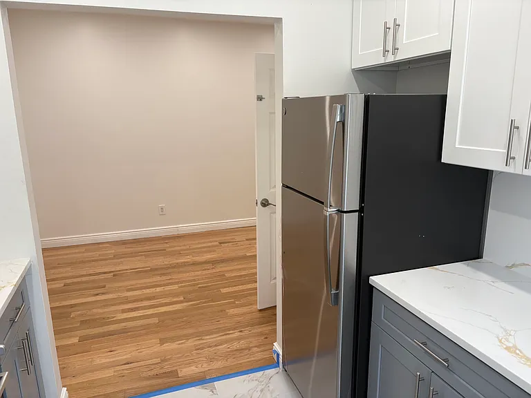 4003 201st St #2 — Photo 8