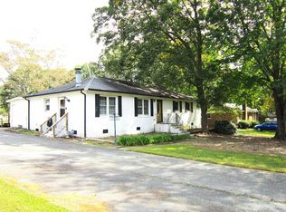 418 Smith Cir, Matthews, NC 28104