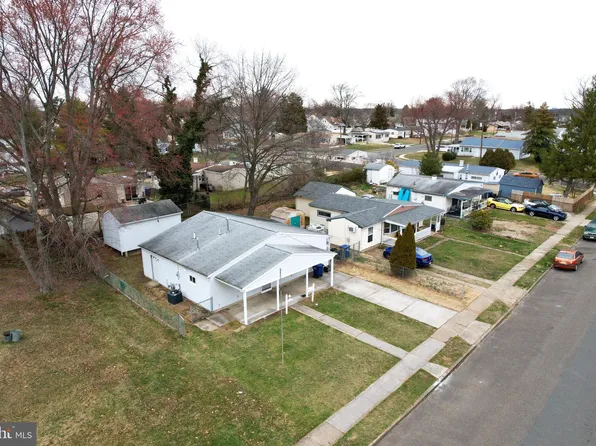 219 Mildred Ave, Maple Shade, NJ 08052