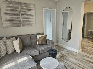 6115 SW 38th St, Hollywood, FL 33023