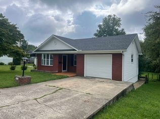 2710 Chinn St, Ashland, KY 41101