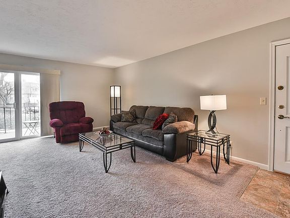 4th image of 12749 Woodcrest Plz