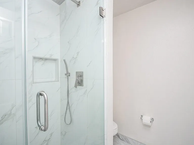 11915 N Hanworth Dr — Photo 19