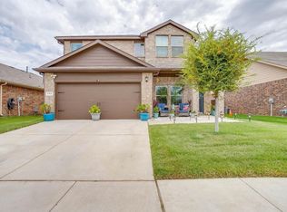 753 Rutherford Dr, Crowley, TX 76036