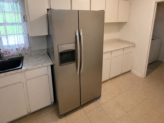 4th image of 114 Kay Dr