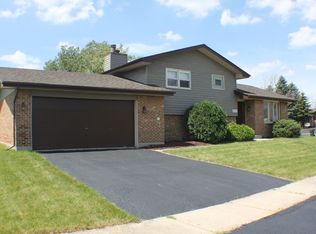 17224 Park Ln, Country Club Hills, IL