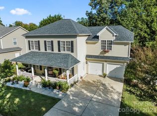 9611 Willow Leaf Ln, Cornelius, NC 28031