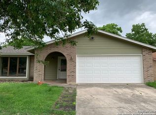 7515 Fairington Dr, San Antonio, TX 78244