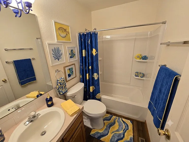 1637 Westbridge Dr #E3 — Photo 4