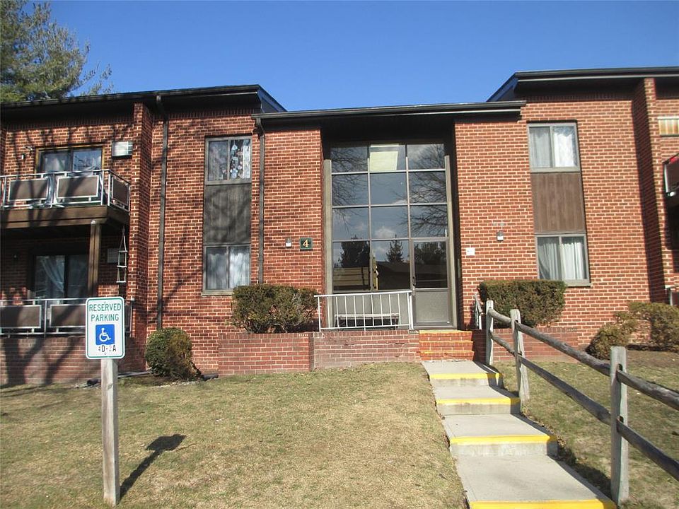 1st image of 4 Darian Ct APT 1C