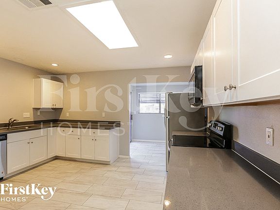 4th image of 7740 E McKinley St