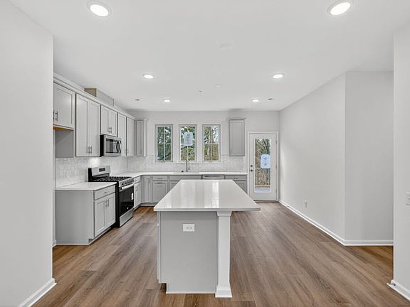 Open kitchen