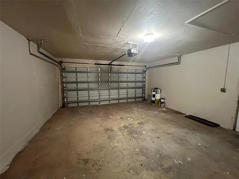 1516 Abel St — Photo 34