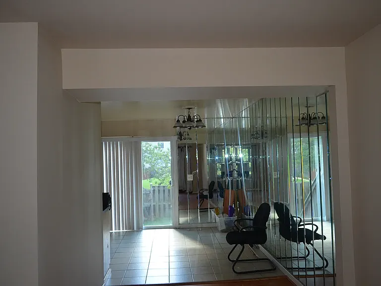 8252 Amity Cir — Photo 8