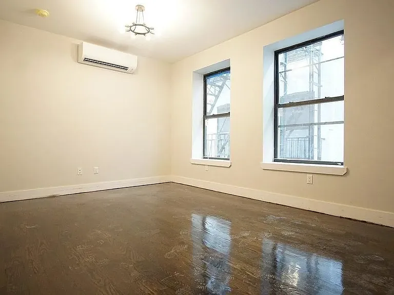 1591 Sterling Pl #2D — Photo 3