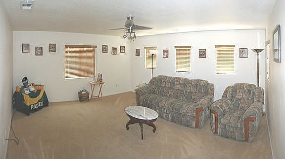 Large upstairs loft