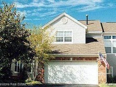 5906 Creekside Dr, Troy, MI, 48085