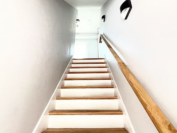 5th image of 8 Crystal St Floor 3