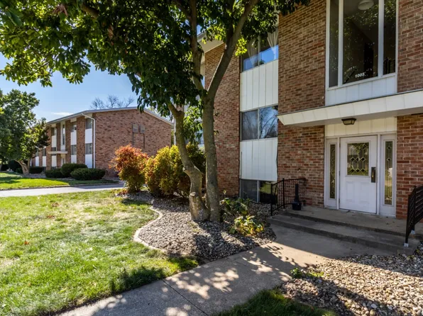 1009 Parkview Terrace, Boone, 1009 Parkway Dr #11, Boone, IA 50036