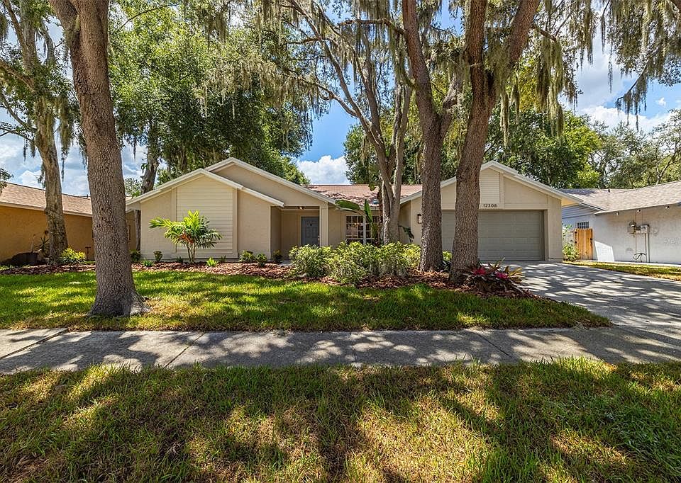 1st image of 12308 Yellow Rose Cir