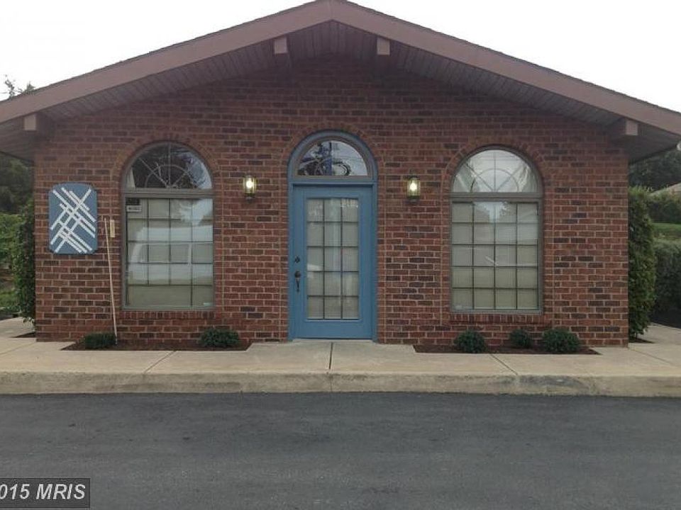 2nd image of 19800 Jefferson Blvd