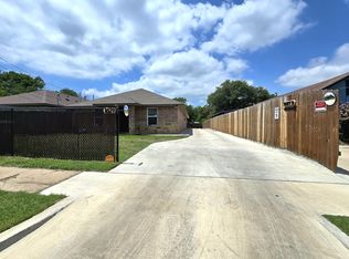 1621 Alexander Ave #B, Waco, TX 76708