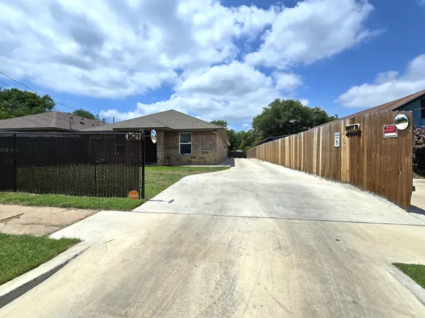 1621 Alexander Ave #B, Waco, TX 76708