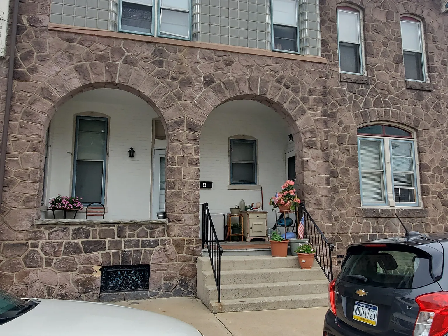 234/236 E Philadelphia Avenue - 4 — Photo 2