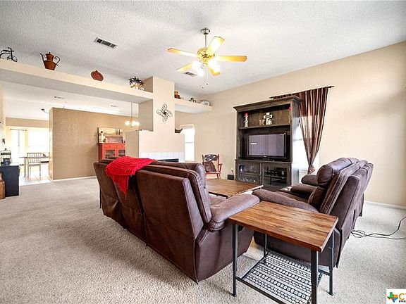4th image of 309 Pinto Dr