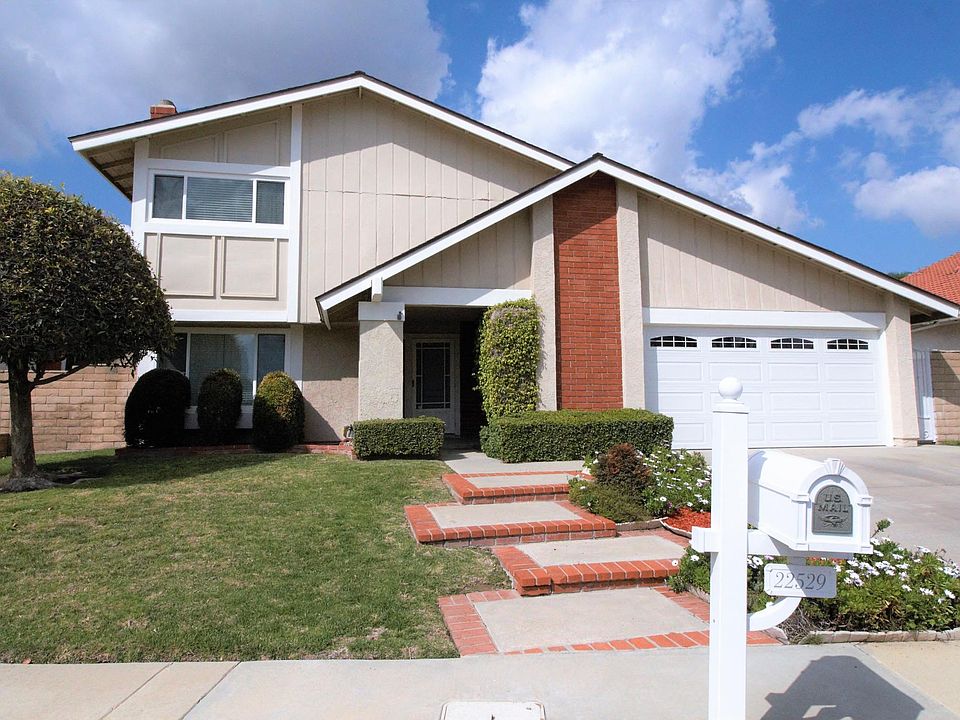 1st image of 22529 Cello Dr